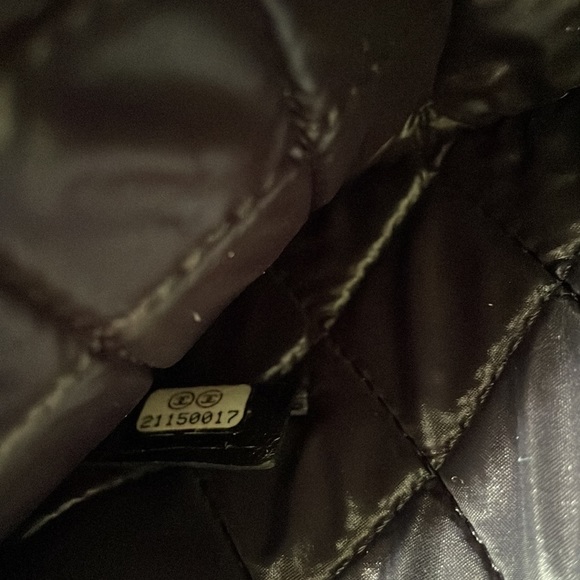 CHANEL fold over quilted clutch purse - Picture 10 of 11